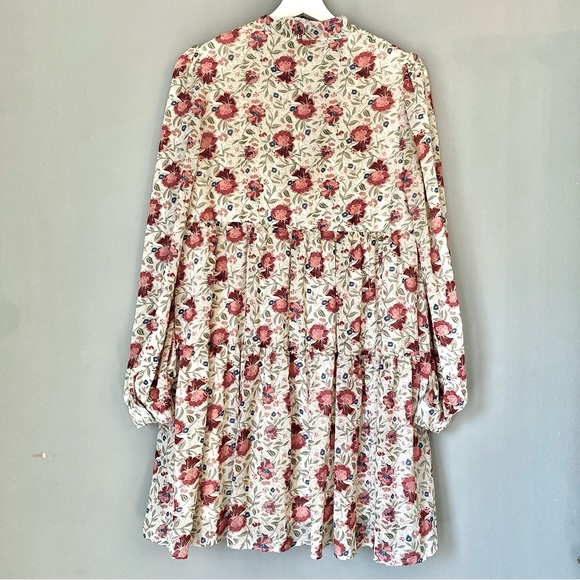 Nasty Gal Bohemian, Off-White & Pink, Long-Sleeved, Flowy, Floral, V-Neck Dress - Picture 5 of 16